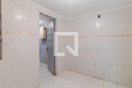 Cozinha de apartamento à venda com 3 quartos, 81m² em Cidade Baixa, Porto Alegre