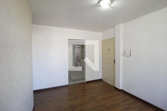 Sala de apartamento à venda com 2 quartos, 66m² em Petrópolis, Porto Alegre