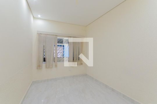 Quarto 1 de casa à venda com 4 quartos, 220m² em Vila Monumento, São Paulo