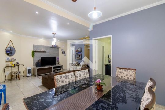 Sala de casa à venda com 3 quartos, 179m² em Picanço, Guarulhos