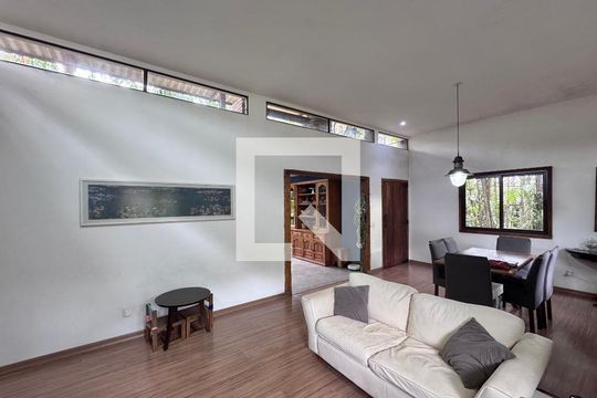 Sala de casa à venda com 5 quartos, 320m² em Vargem Grande, Rio de Janeiro
