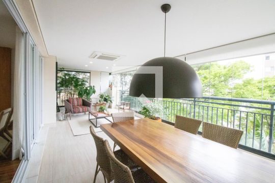Varanda de apartamento à venda com 4 quartos, 208m² em Alto da Boa Vista, São Paulo