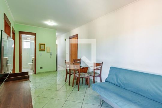 Sala de apartamento à venda com 2 quartos, 48m² em Teresópolis, Porto Alegre