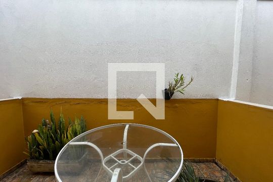 Vista do Quarto 2 de casa para alugar com 3 quartos, 200m² em Vila Sonia, São Paulo