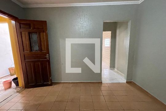 Sala 2 de casa para alugar com 3 quartos, 200m² em Vila Sonia, São Paulo
