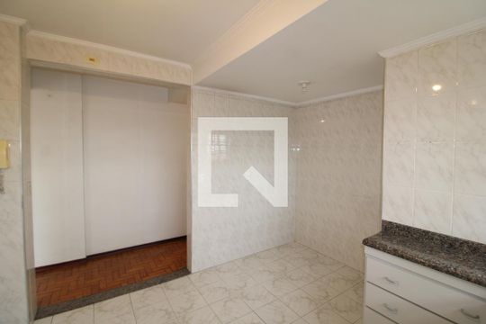 Cozinha de apartamento à venda com 2 quartos, 80m² em Santana, São Paulo