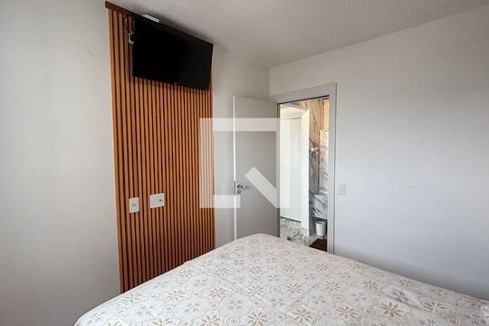 Quarto 1 de apartamento para alugar com 2 quartos, 35m² em Santa Maria, Santo André