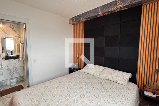 Quarto 1 de apartamento para alugar com 2 quartos, 35m² em Santa Maria, Santo André