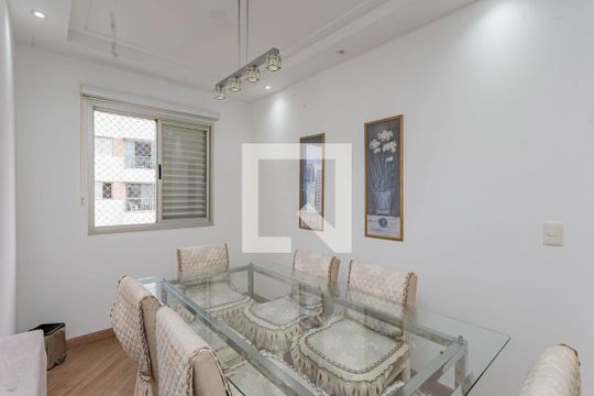 Sala de apartamento para alugar com 2 quartos, 75m² em Aclimação, São Paulo