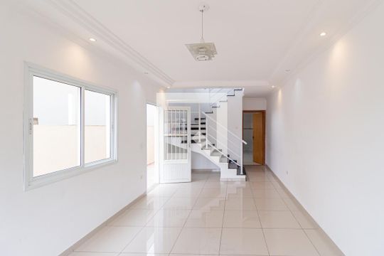 Sala de casa para alugar com 3 quartos, 120m² em Novo Osasco, Osasco