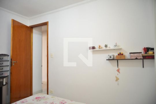 Quarto 2 de casa à venda com 5 quartos, 217m² em Vila Camilópolis, Santo André