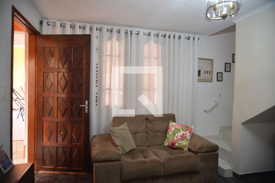 Sala de casa à venda com 5 quartos, 217m² em Vila Camilópolis, Santo André