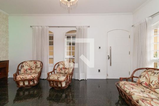 Sala de casa para alugar com 3 quartos, 500m² em Vila Ré, São Paulo