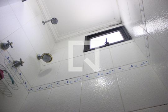 Banheiro da Suíte de apartamento à venda com 3 quartos, 65m² em Jardim Aida, Guarulhos
