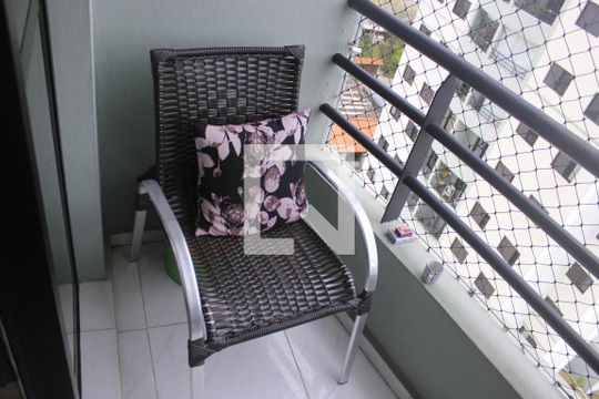 Varanda de apartamento à venda com 3 quartos, 65m² em Jardim Aida, Guarulhos