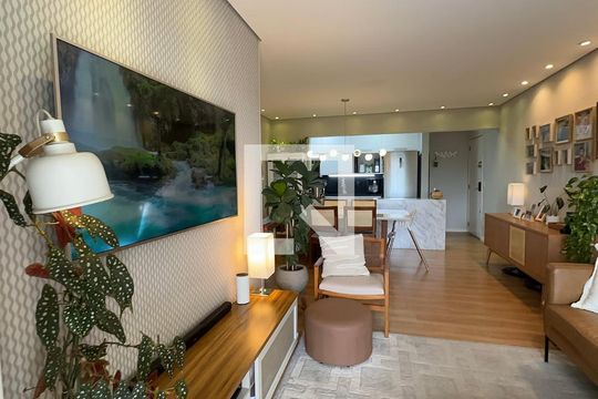 Sala de apartamento para alugar com 3 quartos, 87m² em Jardim Tupanci, Barueri