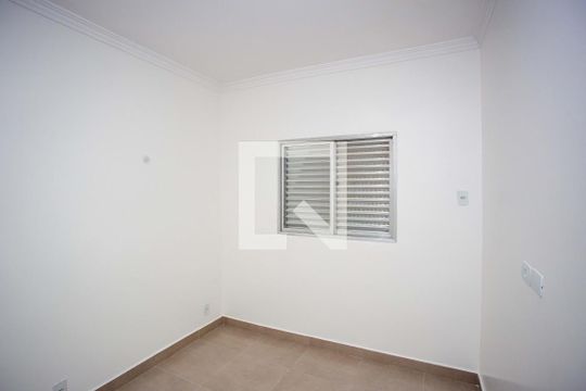 Suíte de apartamento para alugar com 2 quartos, 61m² em Taboão, Diadema
