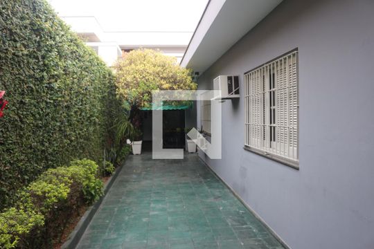 Quintal de casa à venda com 3 quartos, 192m² em Olímpico, São Caetano do Sul