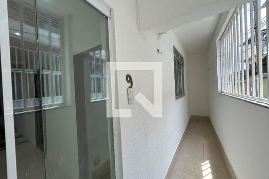 Varanda de casa para alugar com 2 quartos, 75m² em Bento Ribeiro, Rio de Janeiro