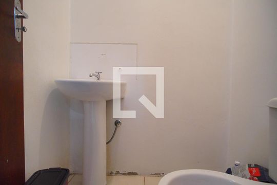 Lavabo de casa à venda com 2 quartos, 60m² em São Jorge, Novo Hamburgo