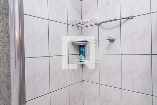 Banheiro da Suíte de casa à venda com 1 quarto, 100m² em Vila Nhocuné, São Paulo