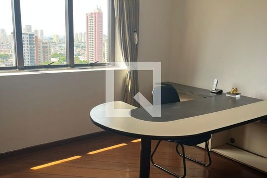 Escritório de apartamento para alugar com 4 quartos, 560m² em Bosque da Saúde, São Paulo
