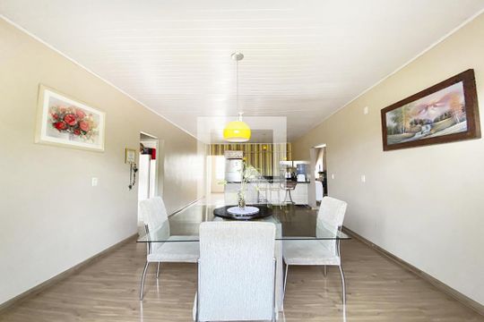 Sala de casa à venda com 3 quartos, 105m² em Santo Andre, São Leopoldo