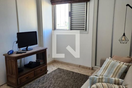 Quarto 2 de apartamento para alugar com 3 quartos, 73m² em Vila Moinho Velho, São Paulo