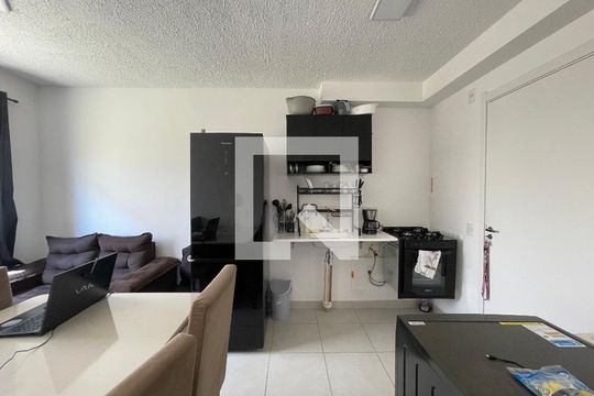 Sala/Cozinha de apartamento para alugar com 2 quartos, 32m² em Colônia (zona Leste), São Paulo