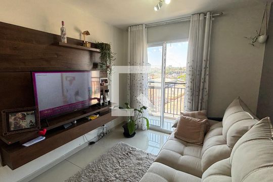 Sala  de apartamento à venda com 2 quartos, 57m² em Vila Homero Thon, Santo André