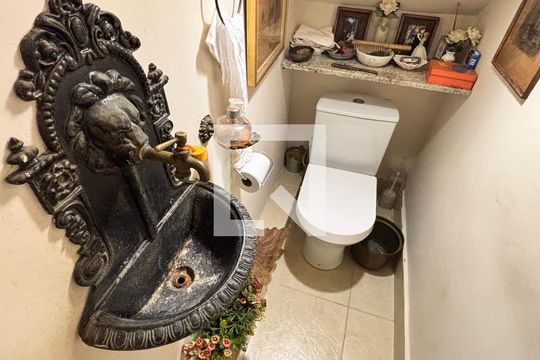 Lavabo de casa à venda com 4 quartos, 400m² em Vila Olímpia, São Paulo