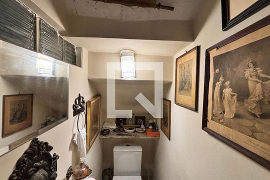 Lavabo de casa à venda com 4 quartos, 400m² em Vila Olímpia, São Paulo