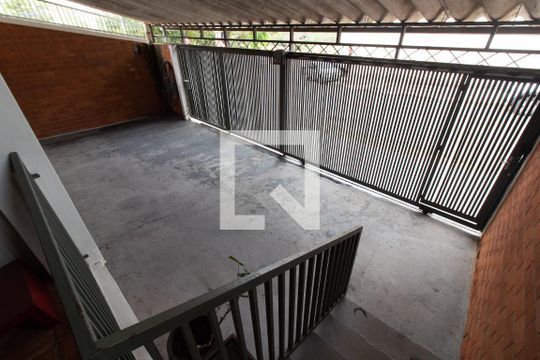Área comum de casa para alugar com 3 quartos, 250m² em Jardim Flamboyant, Campinas