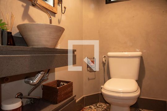 Lavabo de casa à venda com 3 quartos, 381m² em Planalto Paulista, São Paulo