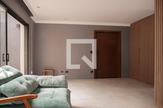 Sala de casa à venda com 3 quartos, 381m² em Planalto Paulista, São Paulo