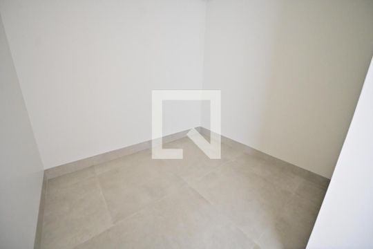 Sala 2 de casa de condomínio para alugar com 3 quartos, 153m² em Vila Rosa, Goiânia