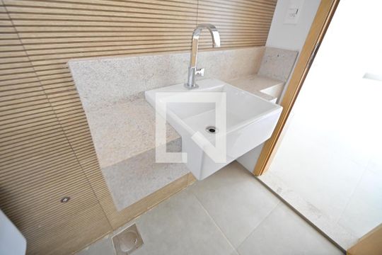 Lavabo de casa de condomínio para alugar com 3 quartos, 153m² em Vila Rosa, Goiânia