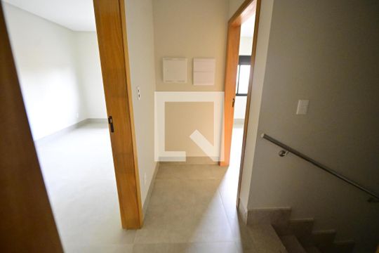 Corredor de casa de condomínio para alugar com 3 quartos, 153m² em Vila Rosa, Goiânia