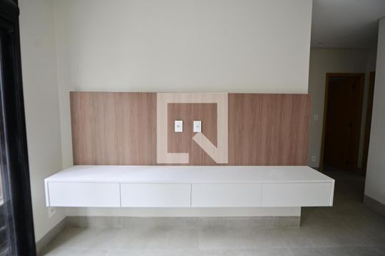 Suíte  de casa de condomínio para alugar com 3 quartos, 153m² em Vila Rosa, Goiânia