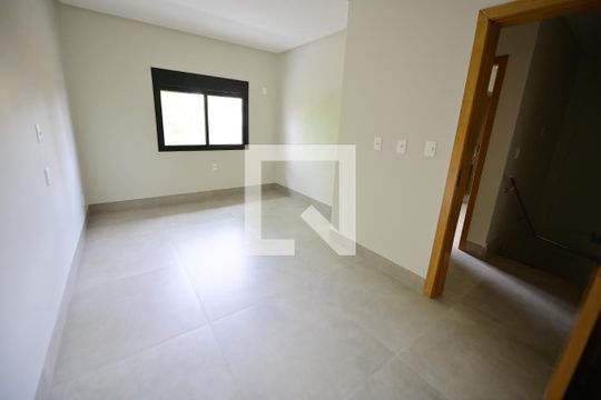 Suíte 2 de casa de condomínio para alugar com 3 quartos, 153m² em Vila Rosa, Goiânia