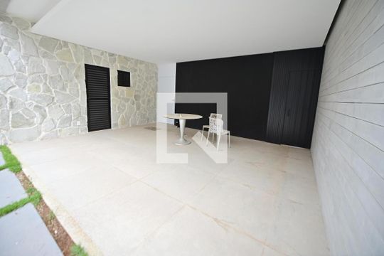 Área comum de casa de condomínio para alugar com 3 quartos, 153m² em Vila Rosa, Goiânia