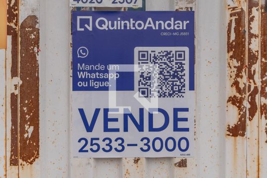 Placa Instalada de casa à venda com 3 quartos, 360m² em Novo Glória, Belo Horizonte