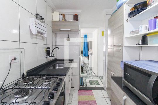 Cozinha de apartamento à venda com 2 quartos, 42m² em Jardim Nair, São Paulo