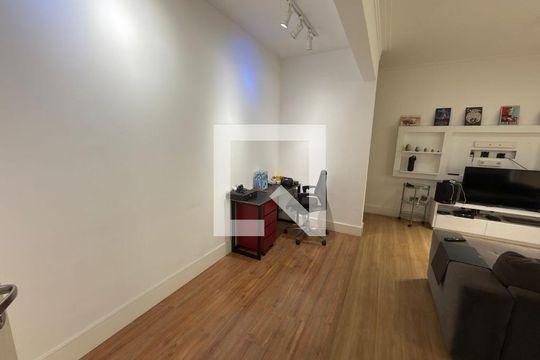 Sala de apartamento para alugar com 3 quartos, 94m² em Vila Andrade, São Paulo