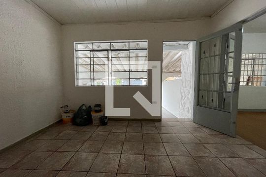 Sala de casa à venda com 3 quartos, 100m² em Rio Pequeno, São Paulo