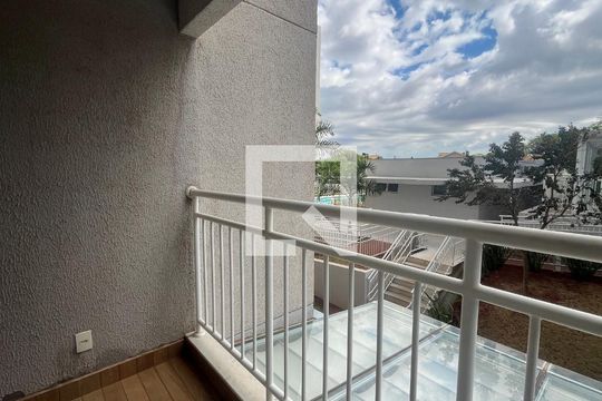 Varanda Sala de apartamento à venda com 2 quartos, 57m² em Fazenda Santa Cândida, Campinas