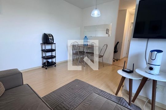 Sala de apartamento à venda com 2 quartos, 5m² em Jardim Ipaussurama, Campinas