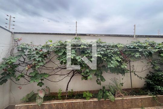 Casa para alugar com 5 quartos, 407m² em Fazenda Santa Cândida, Campinas