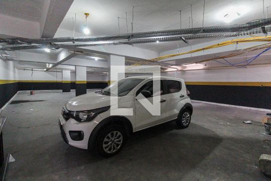 Estacionamento de apartamento para alugar com 2 quartos, 37m² em Jardim Casa Pintada, São Paulo