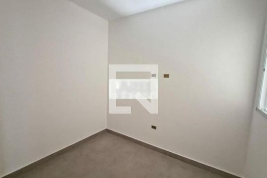 Casa à venda com 3 quartos, 100m² em Vila Tiradentes, São Paulo